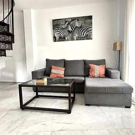 Apartment Duplex Casco Antiguo,calle Alcantara