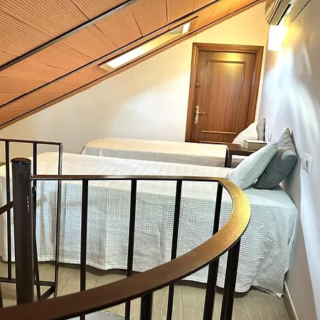 Apartment Duplex Casco Antiguo,calle Alcantara